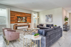 Spacious house near Disney with private pool